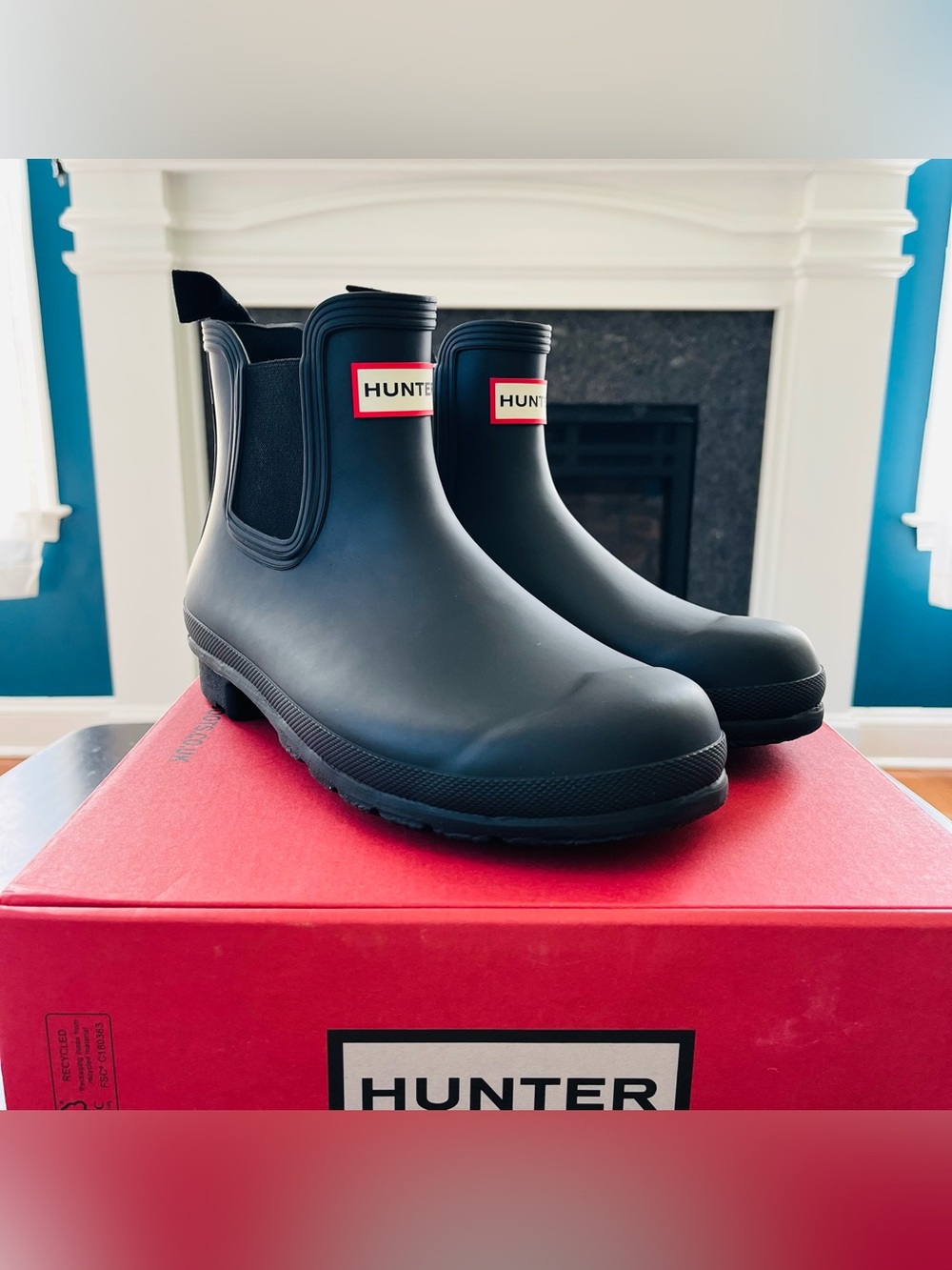 Hunter Original Chelsea Boots Rubber Slip-On Black WFS2078RMA Women's Size 8 NIB